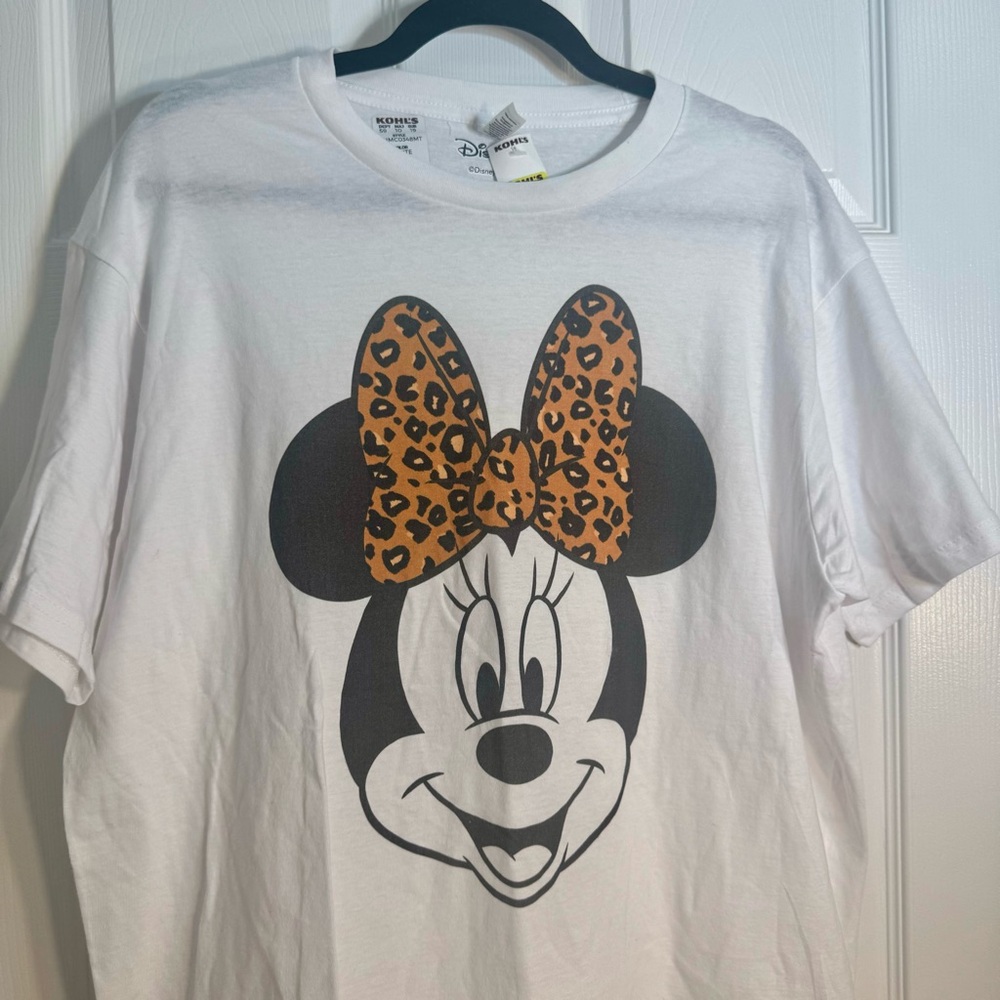 NWOT. Disney Zuni sportswear Minnie Mouse Minnie Face w/ Leopard bow Size Large - Picture 2 of 8
